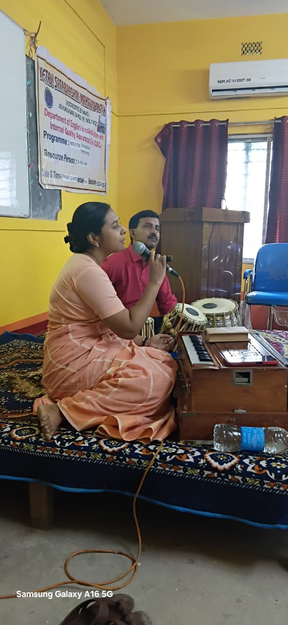 Seminar presentation by Dr. Pritha Kundu,Hiralal Memorial College,Dakshineswar.